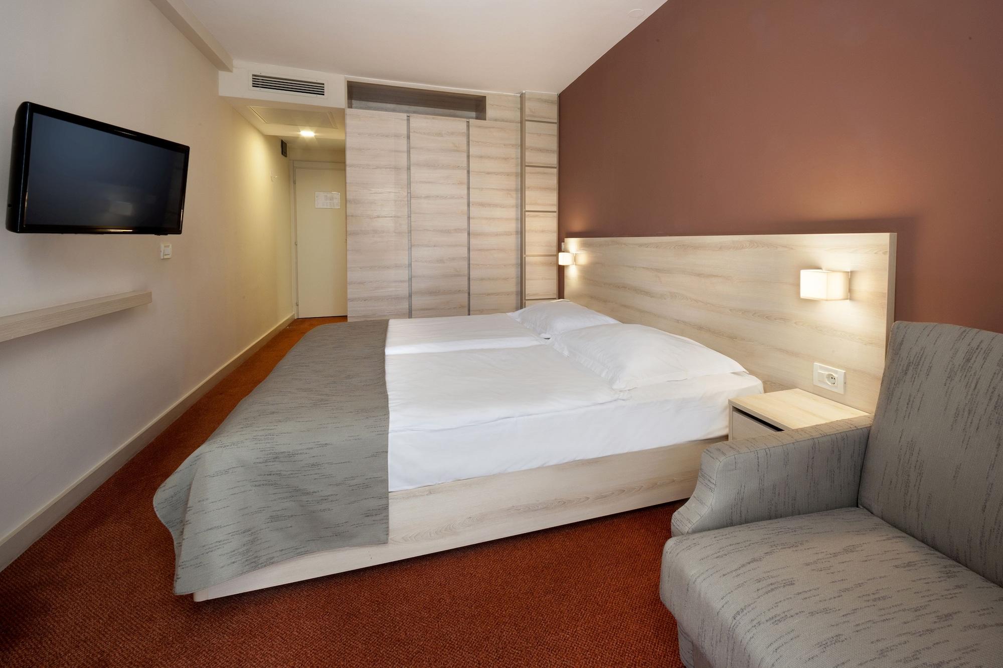 Hotel Materada Plava Laguna Porec Ngoại thất bức ảnh